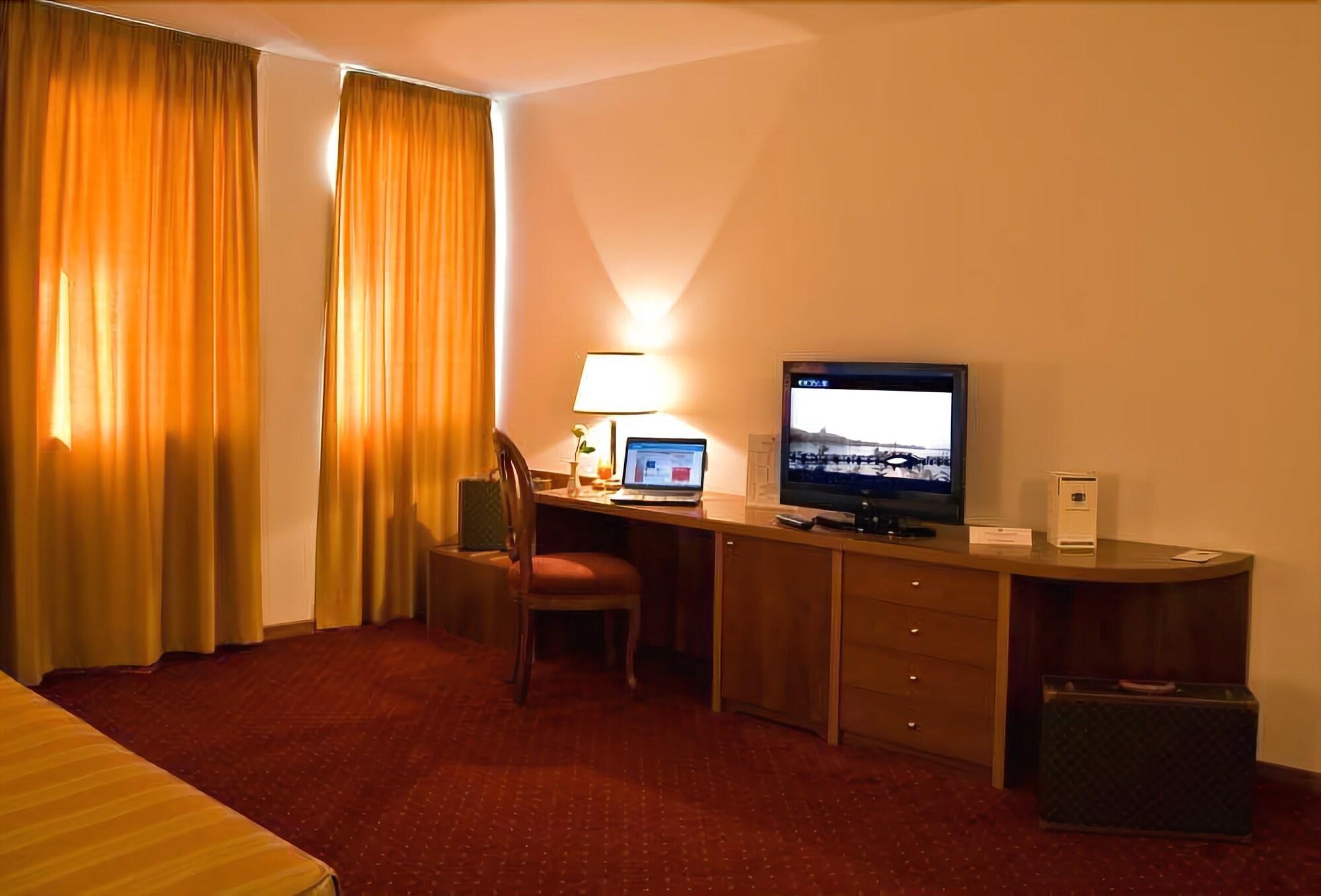Best Western Park Hotel Continental San Donà di Piave Стая снимка