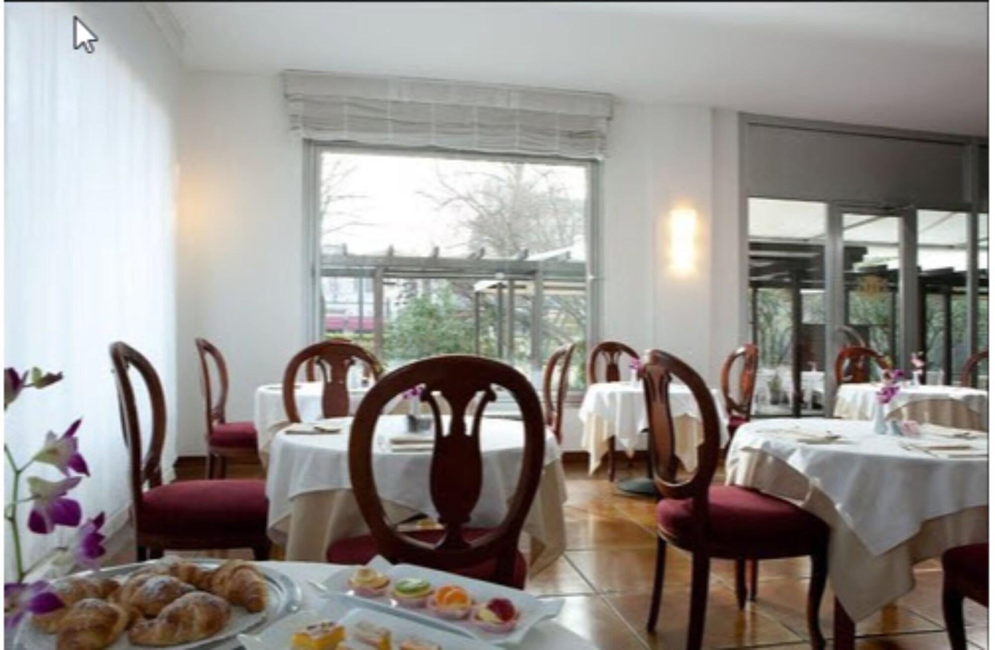 Best Western Park Hotel Continental San Donà di Piave Екстериор снимка